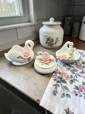 Set of 3 Porcelain Swan Trinket Dish Or Ring Holder W/ Molded Pink Rose Accents